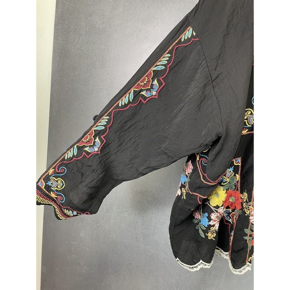 Johnny Was‎ Black Embroidered Blouse MSRP $310 Size M - Picture 7 of 11